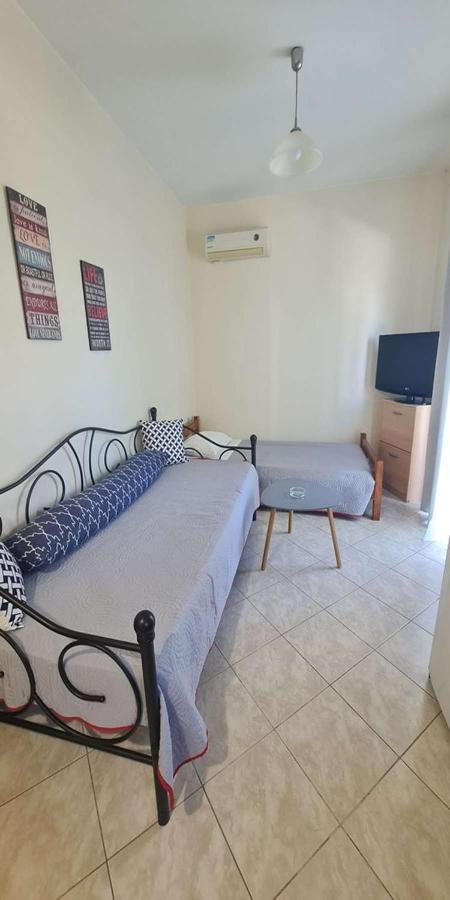 Retas Apartment Кремасті Екстер'єр фото